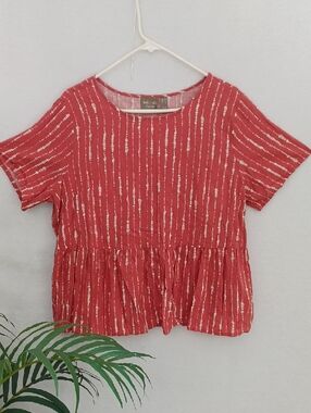 Naturals D&CO Red Striped Linen Blend Peplum Short-Sleeve Top